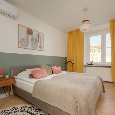 Apartment For 6 People Near Royal Baths Park By Renters Prestige Warsaw Luaran gambar